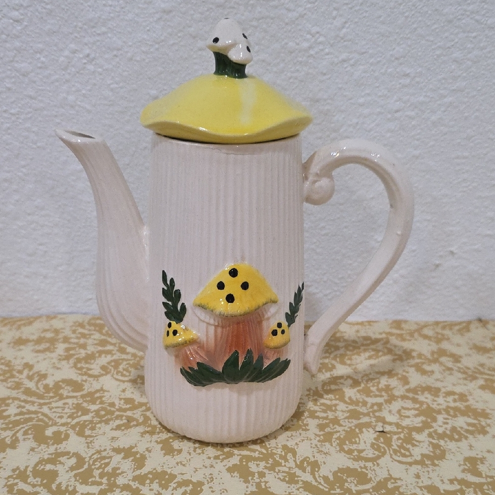 Vintage  Mushroom-Themed ceramic teapot